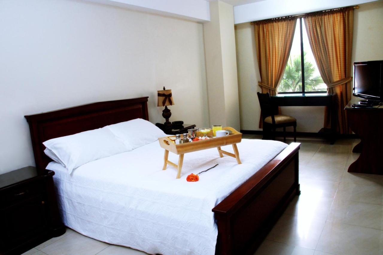 Marcelius Business Hotel Guayaquil Buitenkant foto